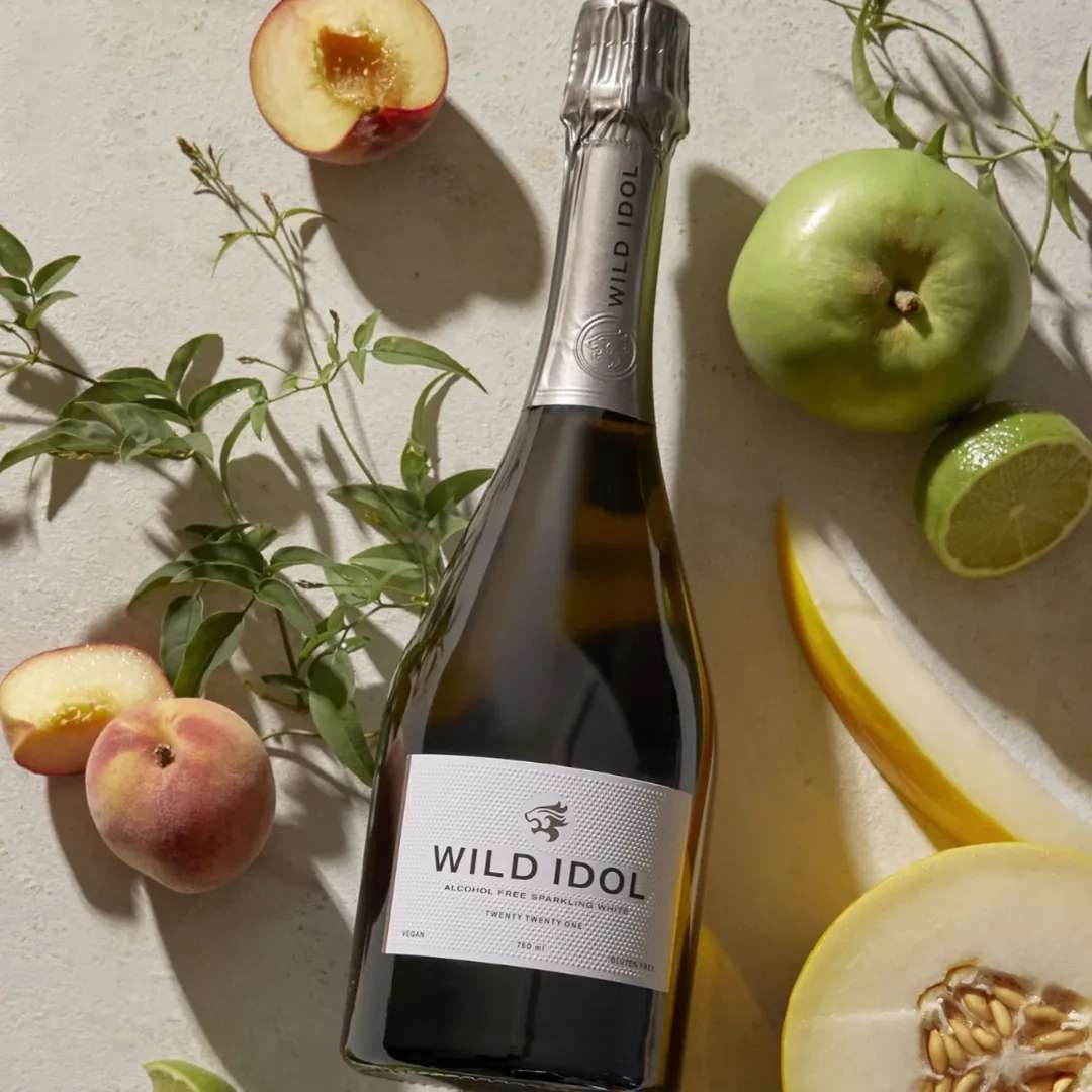 Wild Idol Sparkling White